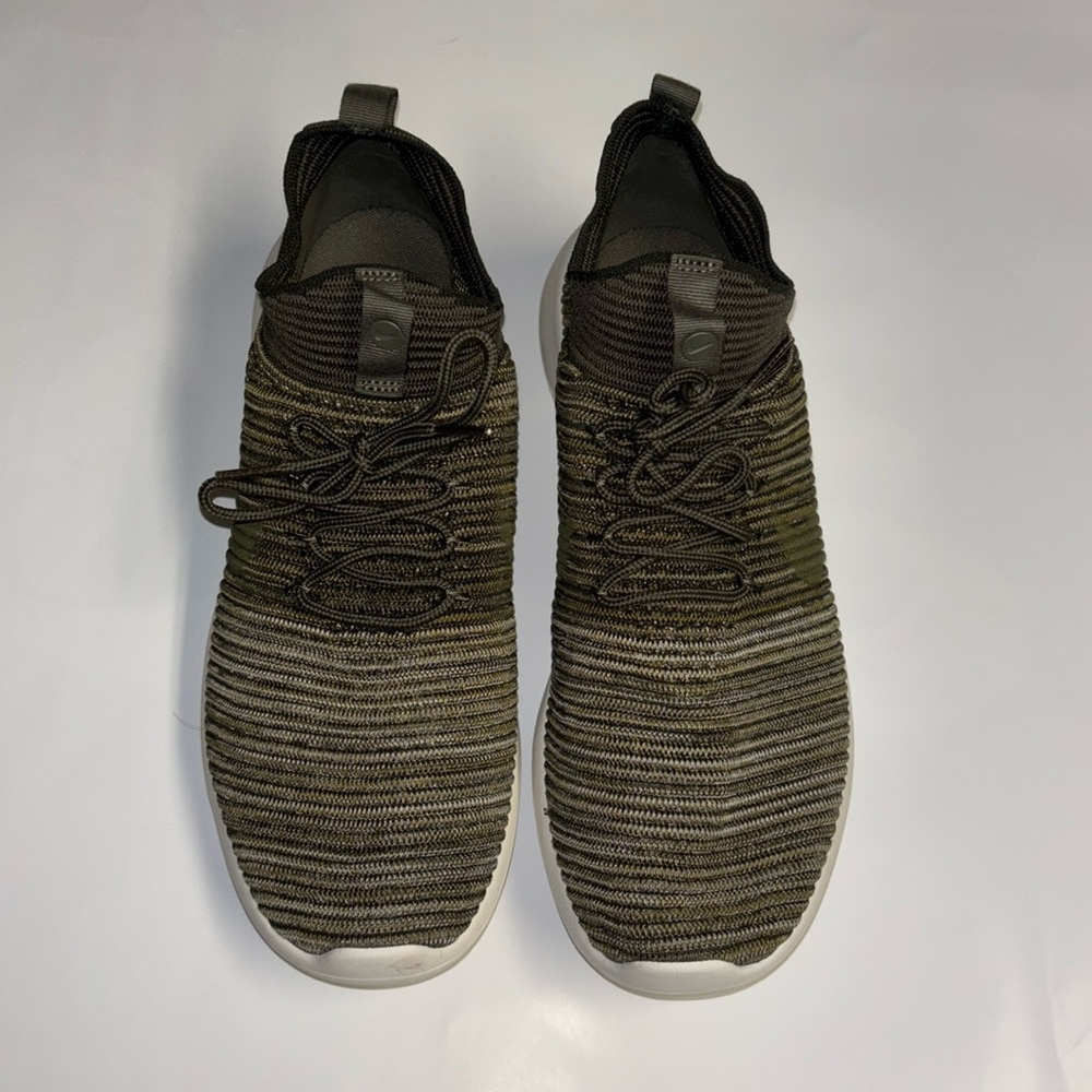 Nike Rosche Two Flyknit  918263-301 size 10
